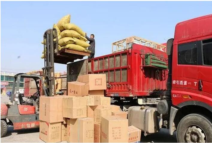 泉州到伊宁市物流专线